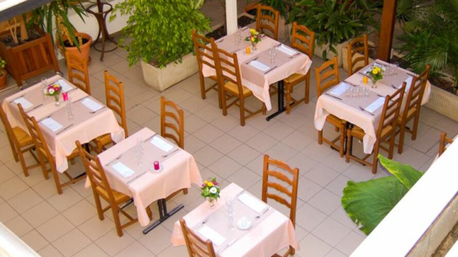 Le BAObar propose une cuisine traditionnelle préparée avec des produits locaux et de qualité